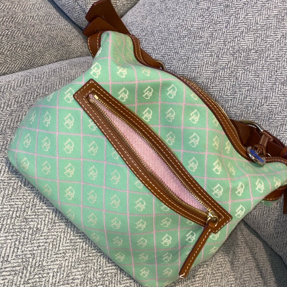 Dooney & Bourke shoulder bag - Picture 4 of 7